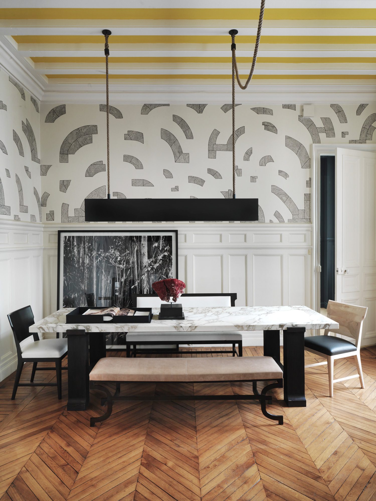 G&B-Cataloque--conference-table-vertical-desat